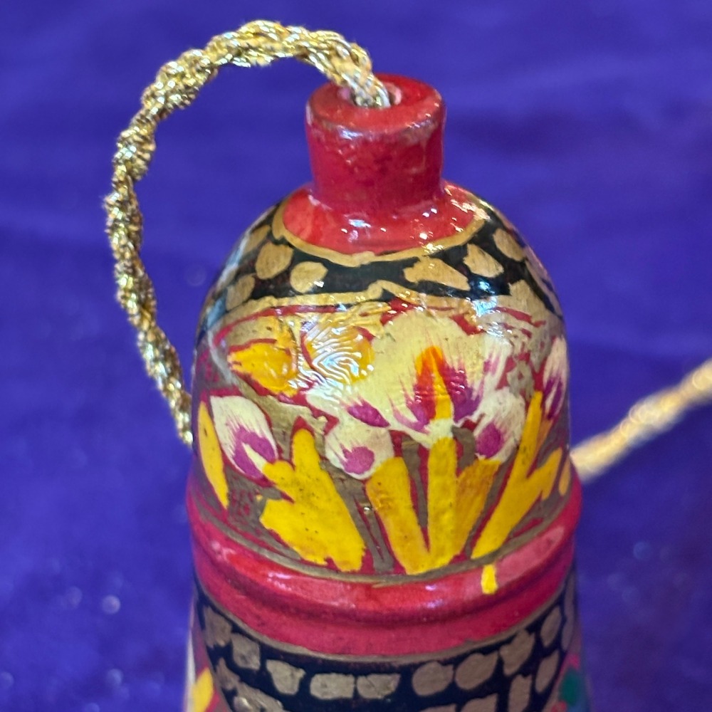 Vintage Kashmiri Hand Painted Papier Mache Floral Bell Ornament Multicolor - Picture 6 of 10